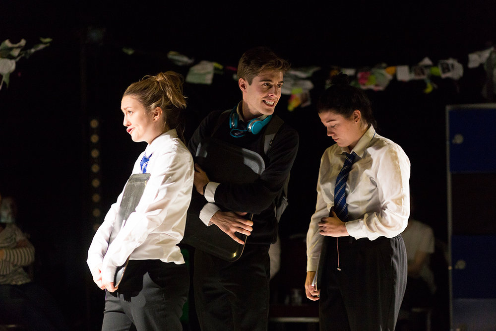who-cares-national-tour-production-shots_26284949849_o.jpg